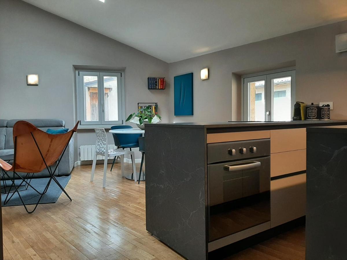 Moaa - Modern Art Apartment Desenzano del Garda Exteriör bild